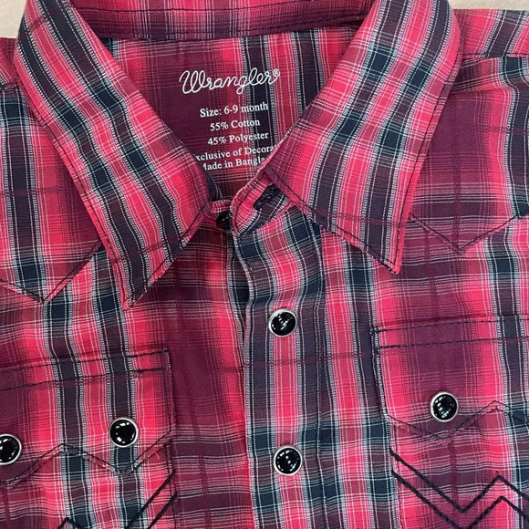Wrangler Infant / Baby Boy’s Red Plaid Pearl Snap Button Down Shirt Size 6-9 M - Picture 2 of 4